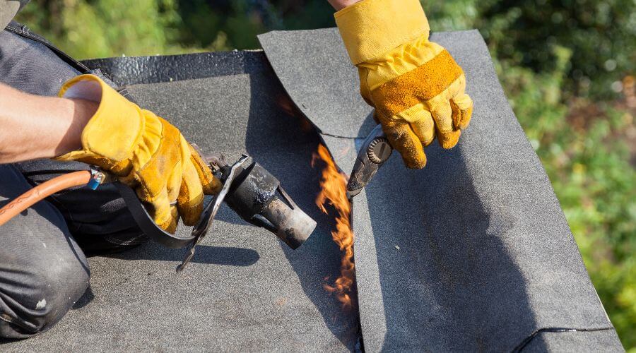 Expert Emergency Roof Repairs services in Taylorsville, IN
